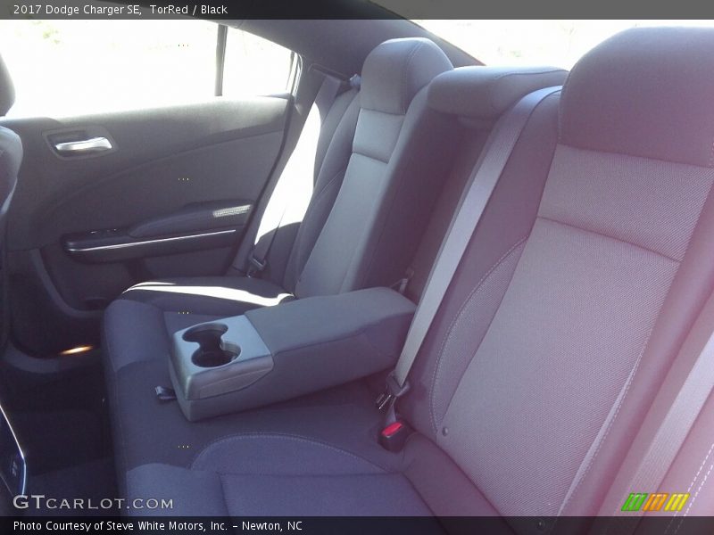 TorRed / Black 2017 Dodge Charger SE