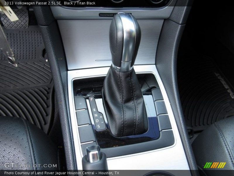 Black / Titan Black 2013 Volkswagen Passat 2.5L SE