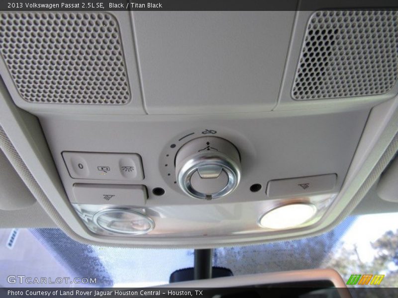 Black / Titan Black 2013 Volkswagen Passat 2.5L SE