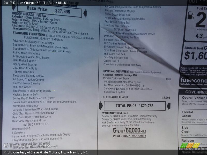 TorRed / Black 2017 Dodge Charger SE