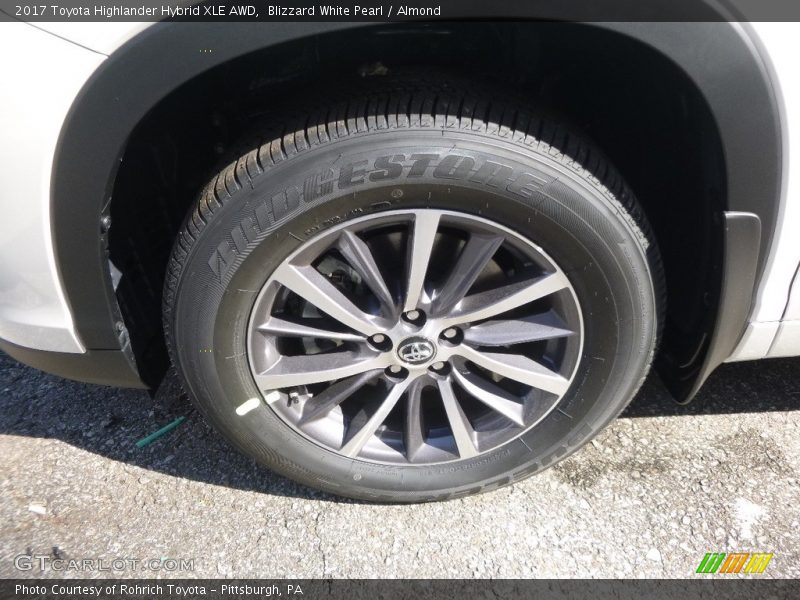 Blizzard White Pearl / Almond 2017 Toyota Highlander Hybrid XLE AWD