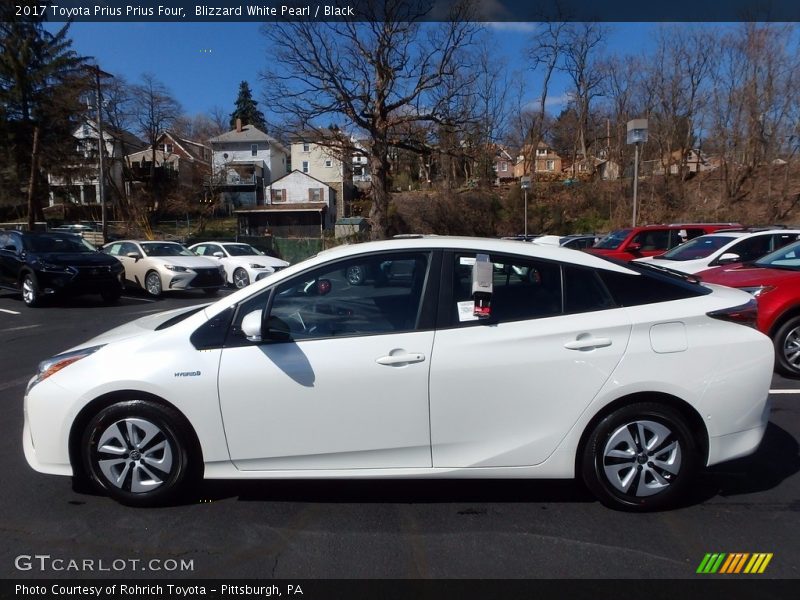 Blizzard White Pearl / Black 2017 Toyota Prius Prius Four