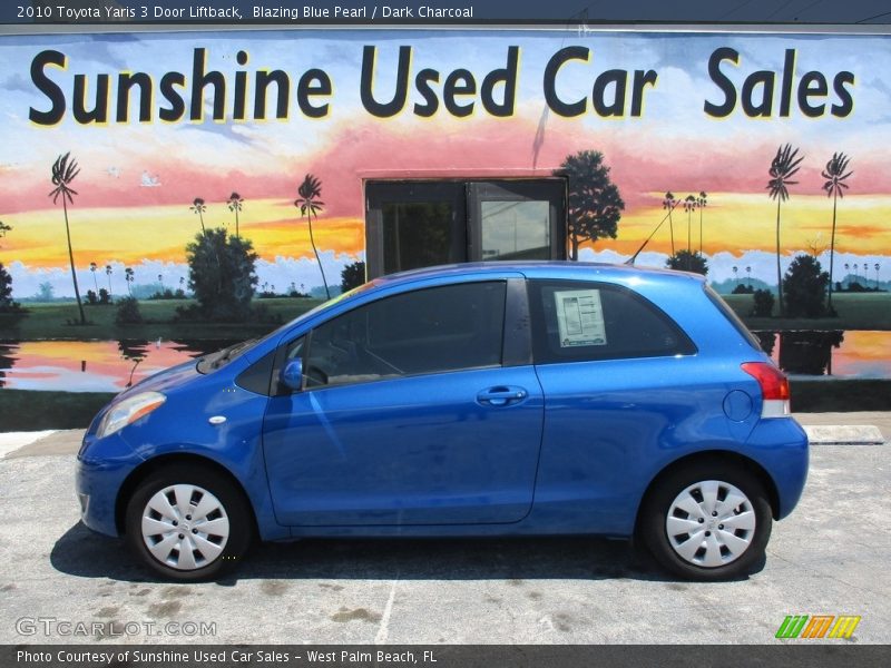 Blazing Blue Pearl / Dark Charcoal 2010 Toyota Yaris 3 Door Liftback