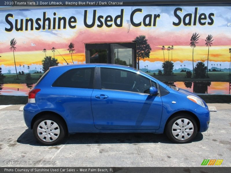 Blazing Blue Pearl / Dark Charcoal 2010 Toyota Yaris 3 Door Liftback
