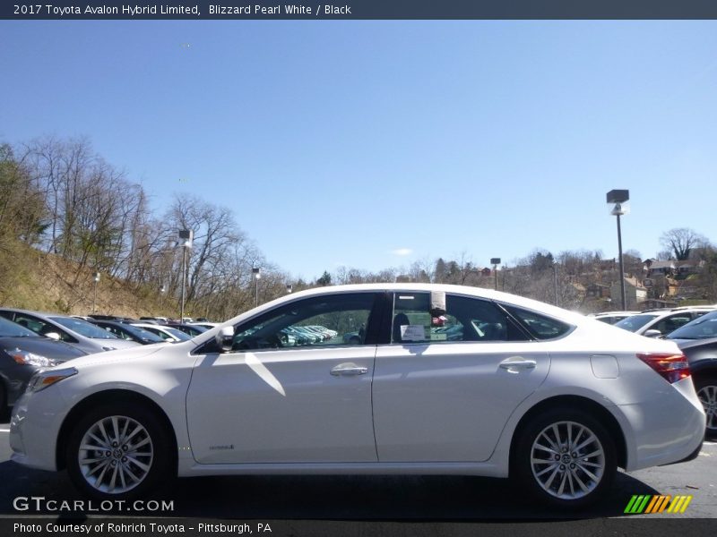 Blizzard Pearl White / Black 2017 Toyota Avalon Hybrid Limited