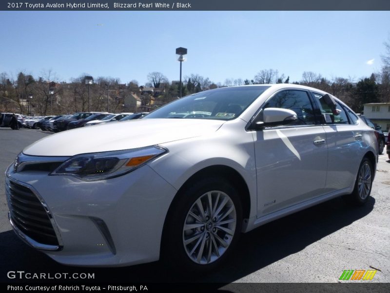 Blizzard Pearl White / Black 2017 Toyota Avalon Hybrid Limited