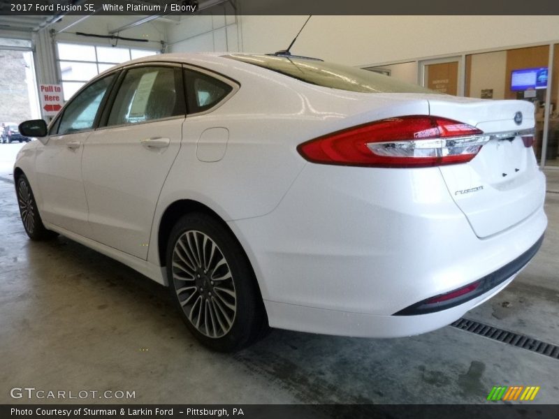 White Platinum / Ebony 2017 Ford Fusion SE