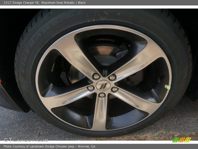 Maximum Steel Metallic / Black 2017 Dodge Charger SE