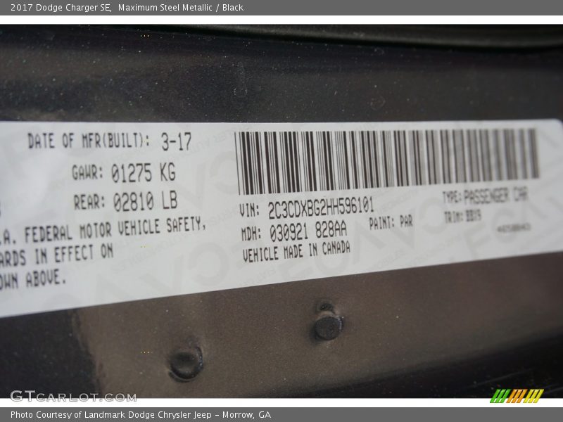 Maximum Steel Metallic / Black 2017 Dodge Charger SE