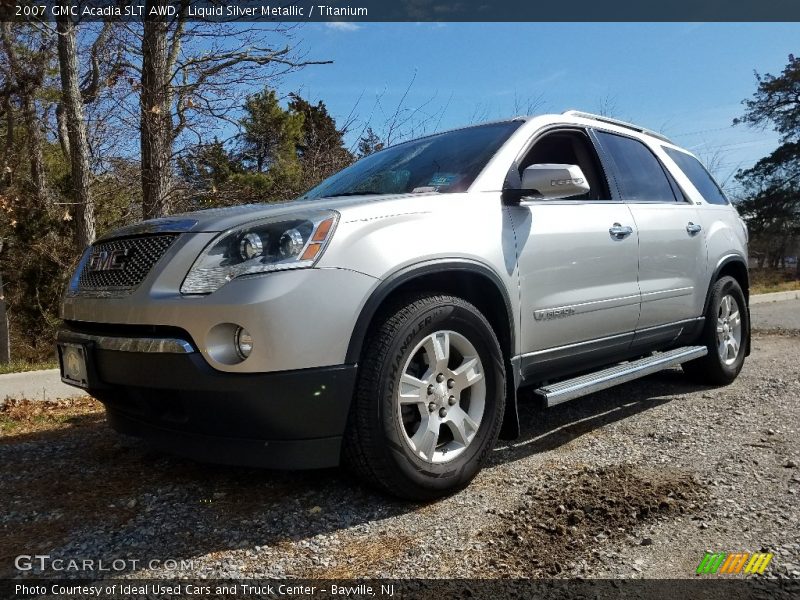 Front 3/4 View of 2007 Acadia SLT AWD