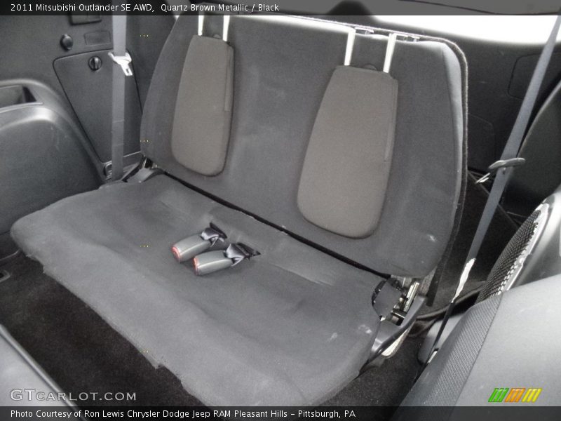 Quartz Brown Metallic / Black 2011 Mitsubishi Outlander SE AWD