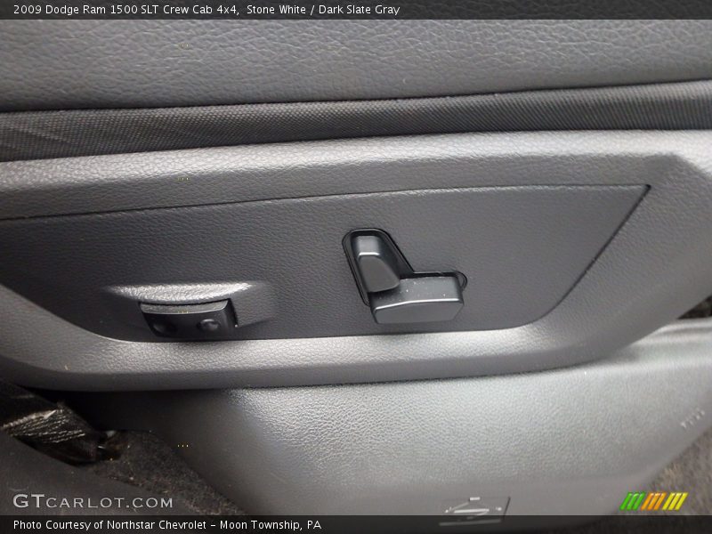 Stone White / Dark Slate Gray 2009 Dodge Ram 1500 SLT Crew Cab 4x4