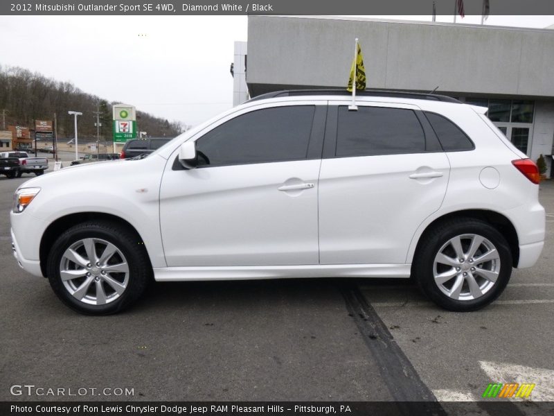 Diamond White / Black 2012 Mitsubishi Outlander Sport SE 4WD