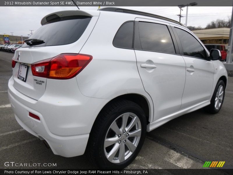 Diamond White / Black 2012 Mitsubishi Outlander Sport SE 4WD