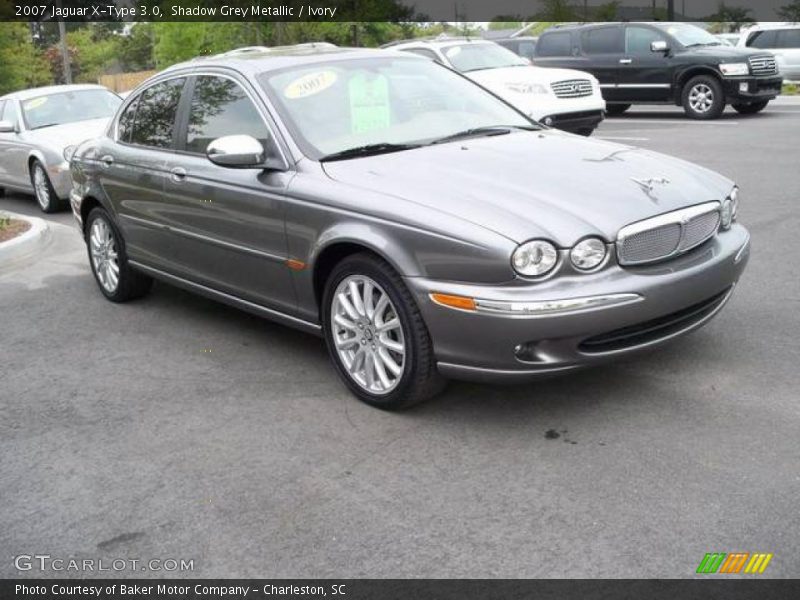 Shadow Grey Metallic / Ivory 2007 Jaguar X-Type 3.0