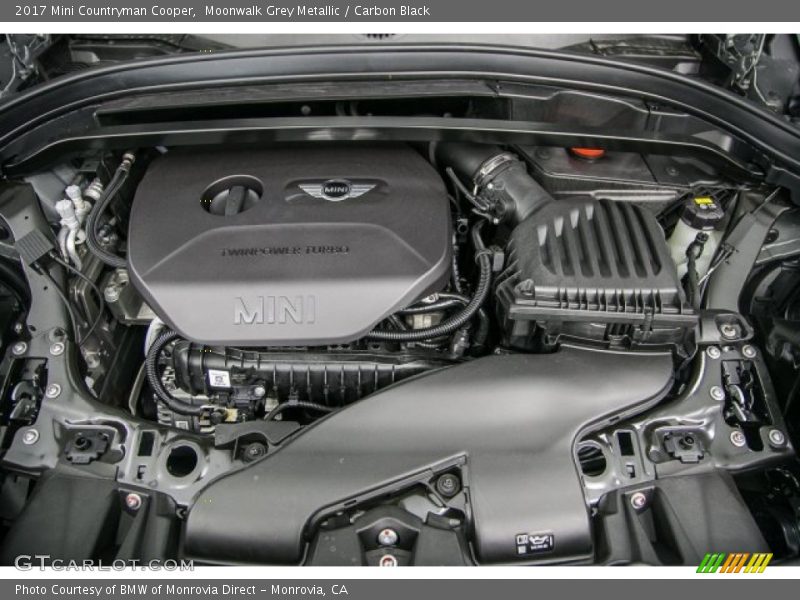 Moonwalk Grey Metallic / Carbon Black 2017 Mini Countryman Cooper