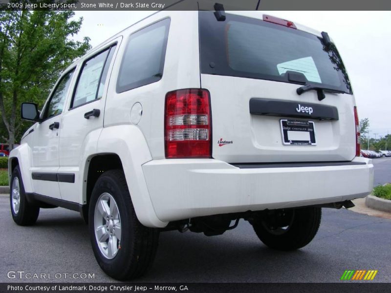 Stone White / Dark Slate Gray 2009 Jeep Liberty Sport