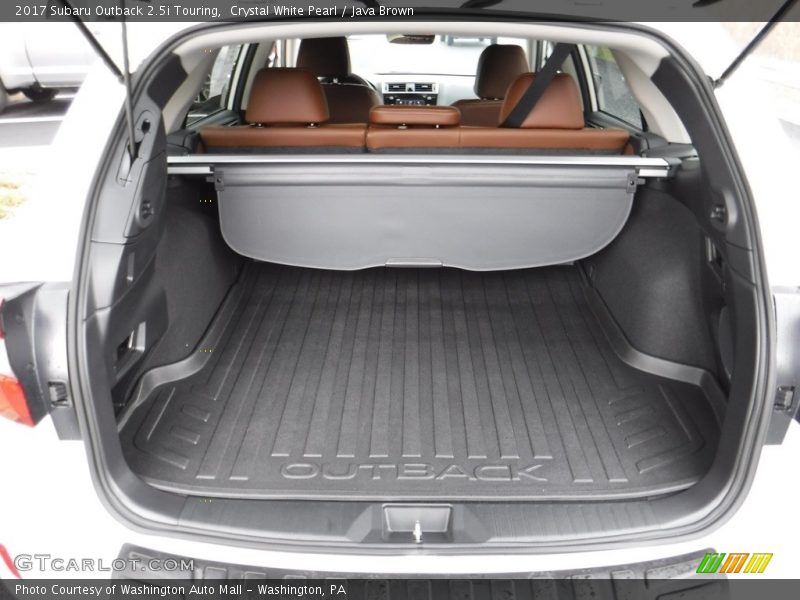  2017 Outback 2.5i Touring Trunk