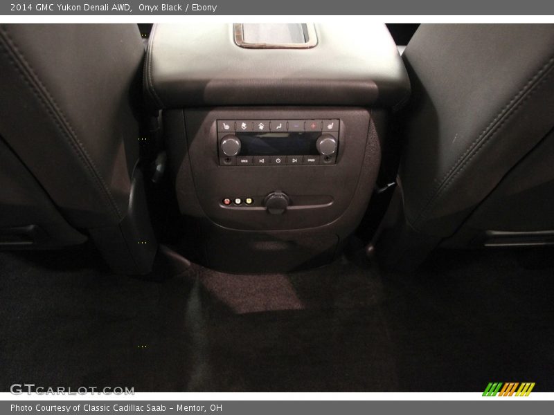 Onyx Black / Ebony 2014 GMC Yukon Denali AWD