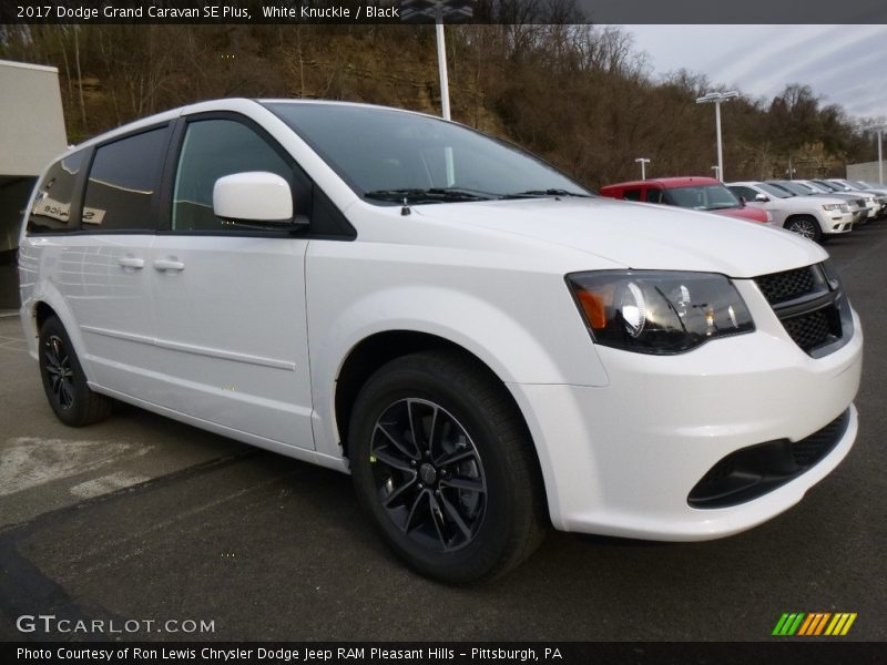 White Knuckle / Black 2017 Dodge Grand Caravan SE Plus