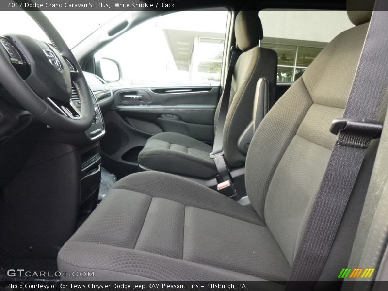 White Knuckle / Black 2017 Dodge Grand Caravan SE Plus