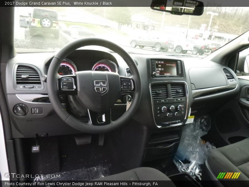 White Knuckle / Black 2017 Dodge Grand Caravan SE Plus