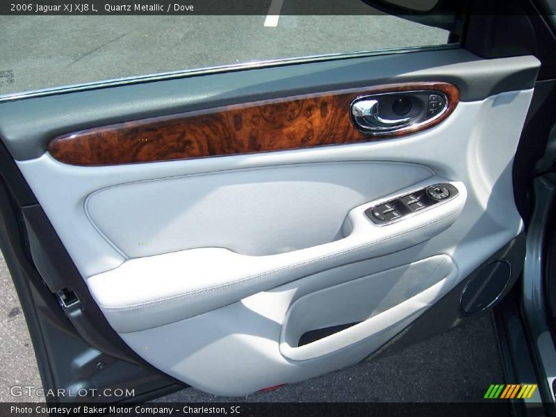 Quartz Metallic / Dove 2006 Jaguar XJ XJ8 L