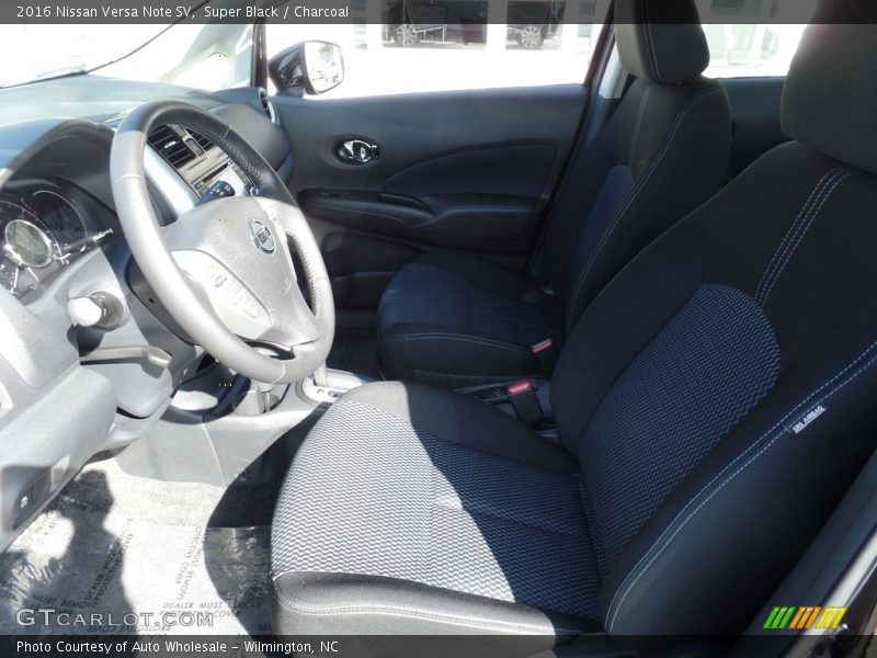 Super Black / Charcoal 2016 Nissan Versa Note SV