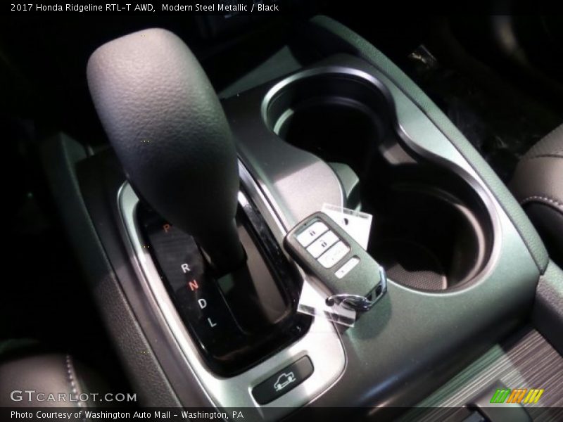 Modern Steel Metallic / Black 2017 Honda Ridgeline RTL-T AWD
