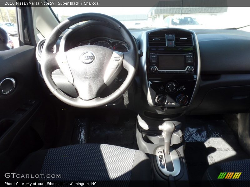 Super Black / Charcoal 2016 Nissan Versa Note SV