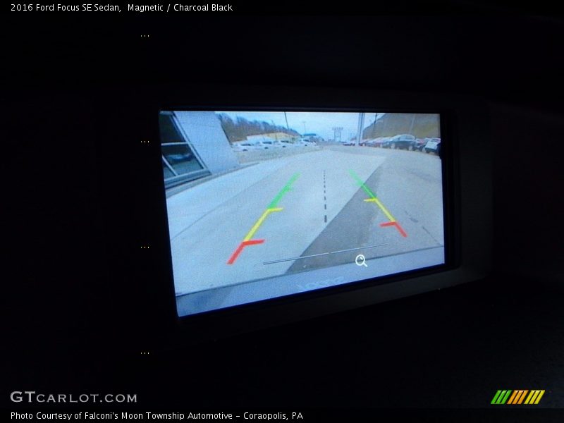 Magnetic / Charcoal Black 2016 Ford Focus SE Sedan