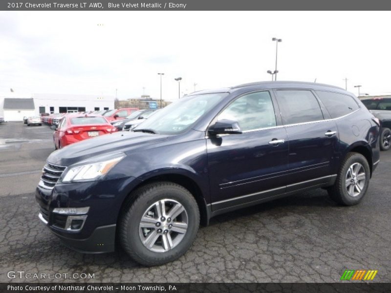 Blue Velvet Metallic / Ebony 2017 Chevrolet Traverse LT AWD