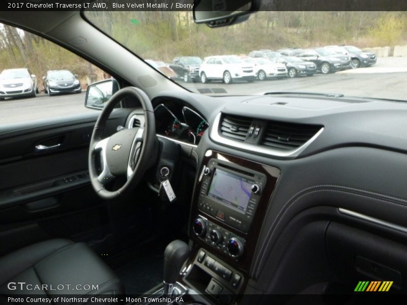 Blue Velvet Metallic / Ebony 2017 Chevrolet Traverse LT AWD