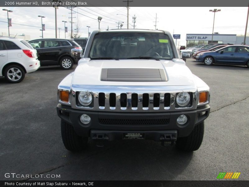 Birch White / Ebony Black 2006 Hummer H3