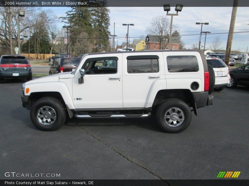 Birch White / Ebony Black 2006 Hummer H3