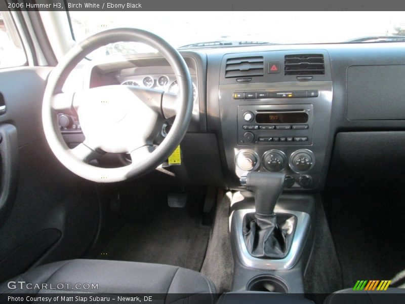 Birch White / Ebony Black 2006 Hummer H3