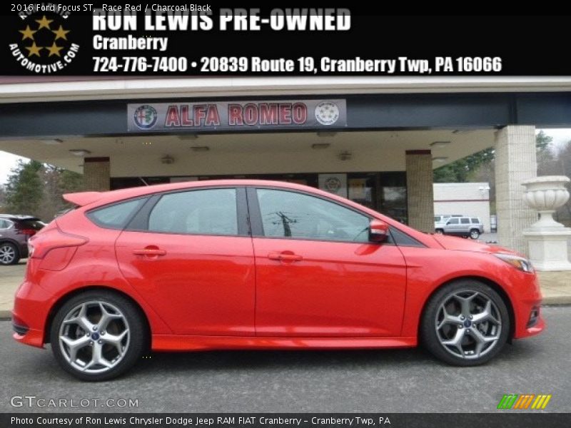 Race Red / Charcoal Black 2016 Ford Focus ST