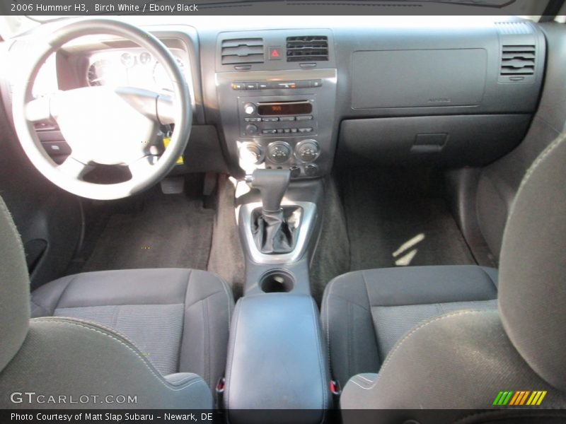 Birch White / Ebony Black 2006 Hummer H3
