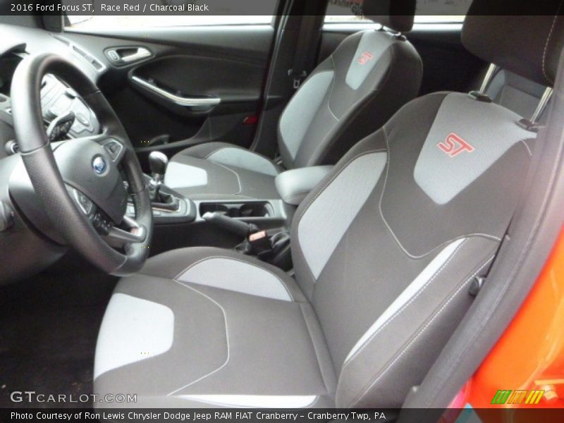 Race Red / Charcoal Black 2016 Ford Focus ST
