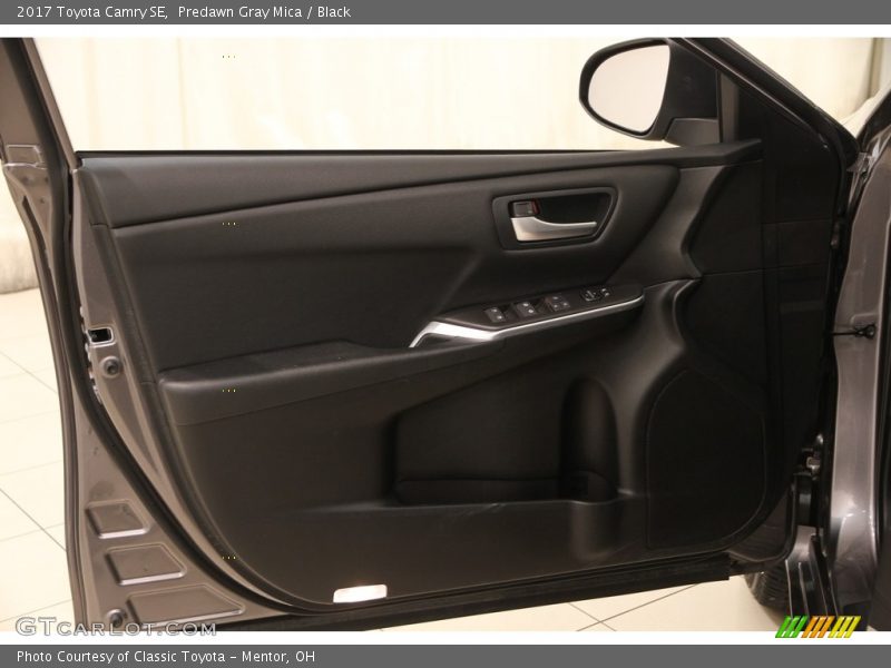 Predawn Gray Mica / Black 2017 Toyota Camry SE