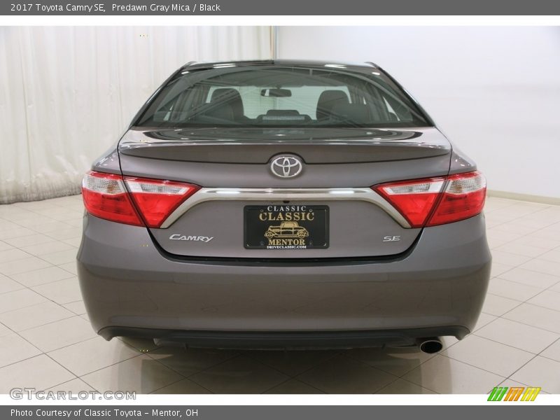 Predawn Gray Mica / Black 2017 Toyota Camry SE