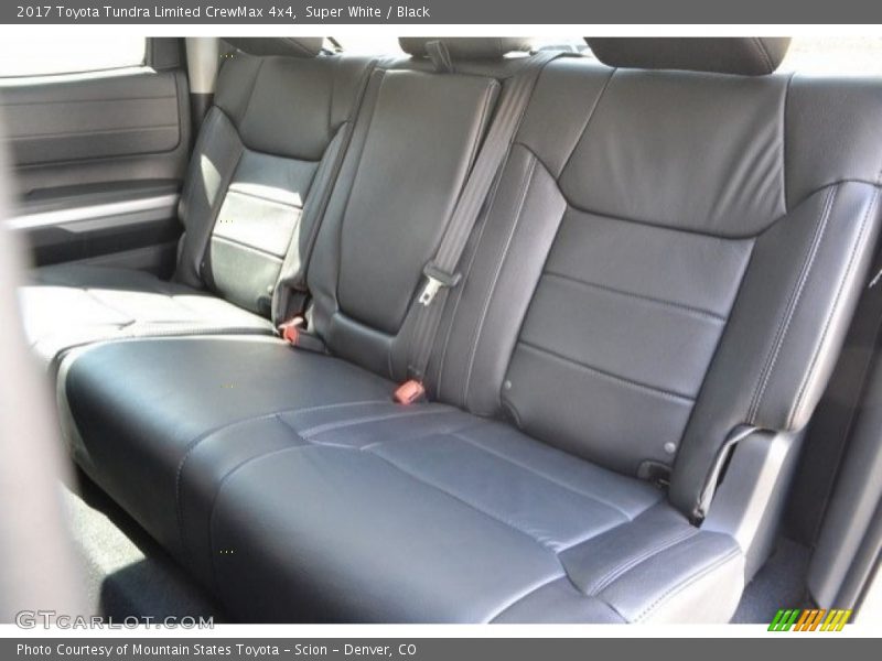 Super White / Black 2017 Toyota Tundra Limited CrewMax 4x4