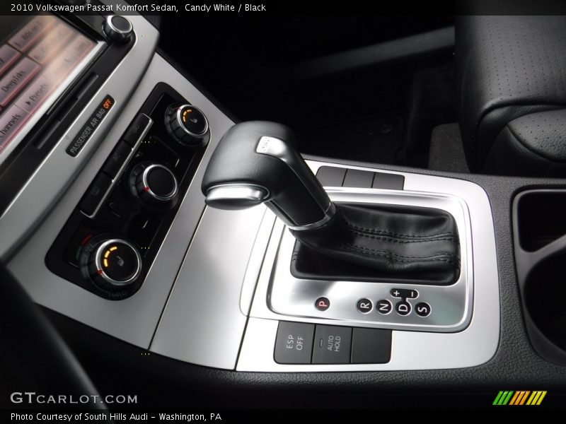 Candy White / Black 2010 Volkswagen Passat Komfort Sedan