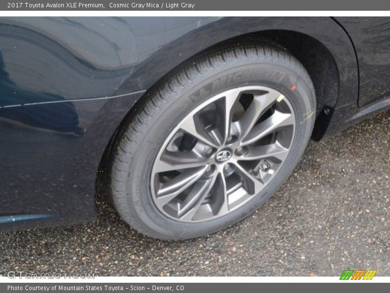 Cosmic Gray Mica / Light Gray 2017 Toyota Avalon XLE Premium