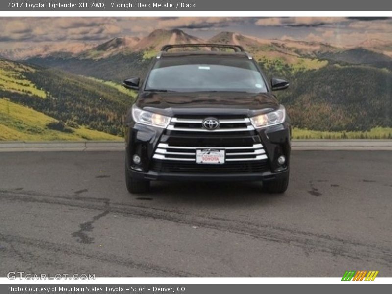 Midnight Black Metallic / Black 2017 Toyota Highlander XLE AWD