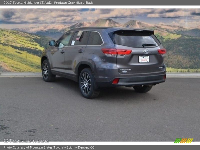Predawn Gray Mica / Black 2017 Toyota Highlander SE AWD