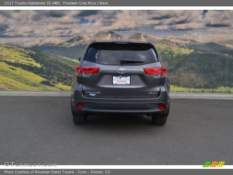Predawn Gray Mica / Black 2017 Toyota Highlander SE AWD