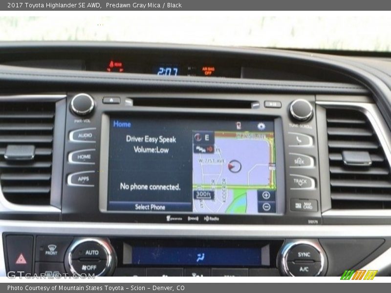 Predawn Gray Mica / Black 2017 Toyota Highlander SE AWD