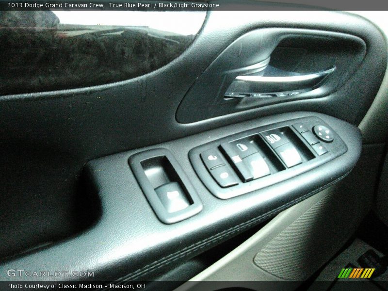 True Blue Pearl / Black/Light Graystone 2013 Dodge Grand Caravan Crew