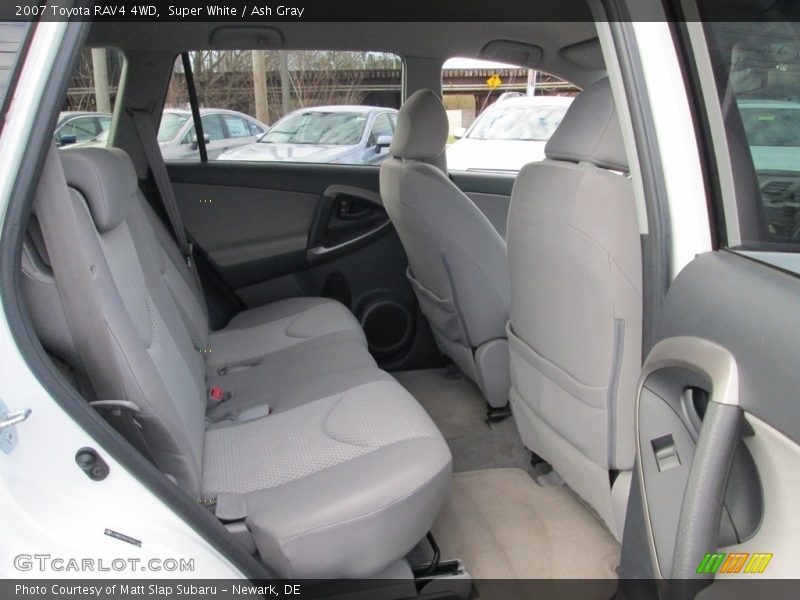 Super White / Ash Gray 2007 Toyota RAV4 4WD